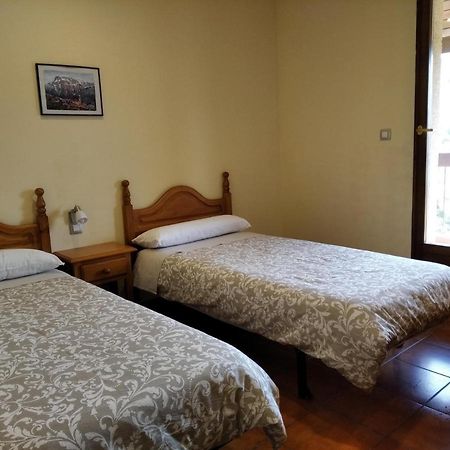 Penzion Casa Rural Lo Ferrero Belsué Exteriér fotografie
